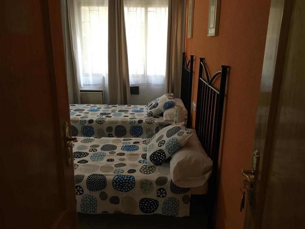 Hostal 트레스칸토스 외부 사진